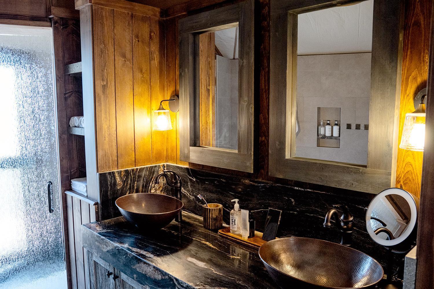 Elk & Embers Mountain Hideaway Hotel Waynesville Ngoại thất bức ảnh