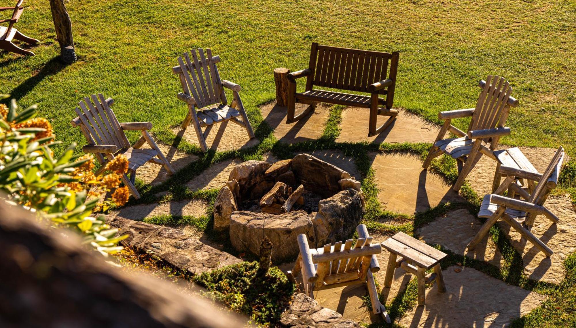 Elk & Embers Mountain Hideaway Hotel Waynesville Ngoại thất bức ảnh